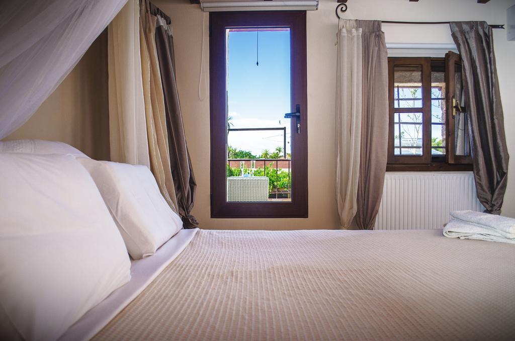 Petrino Aparthotel Rhodes City Buitenkant foto